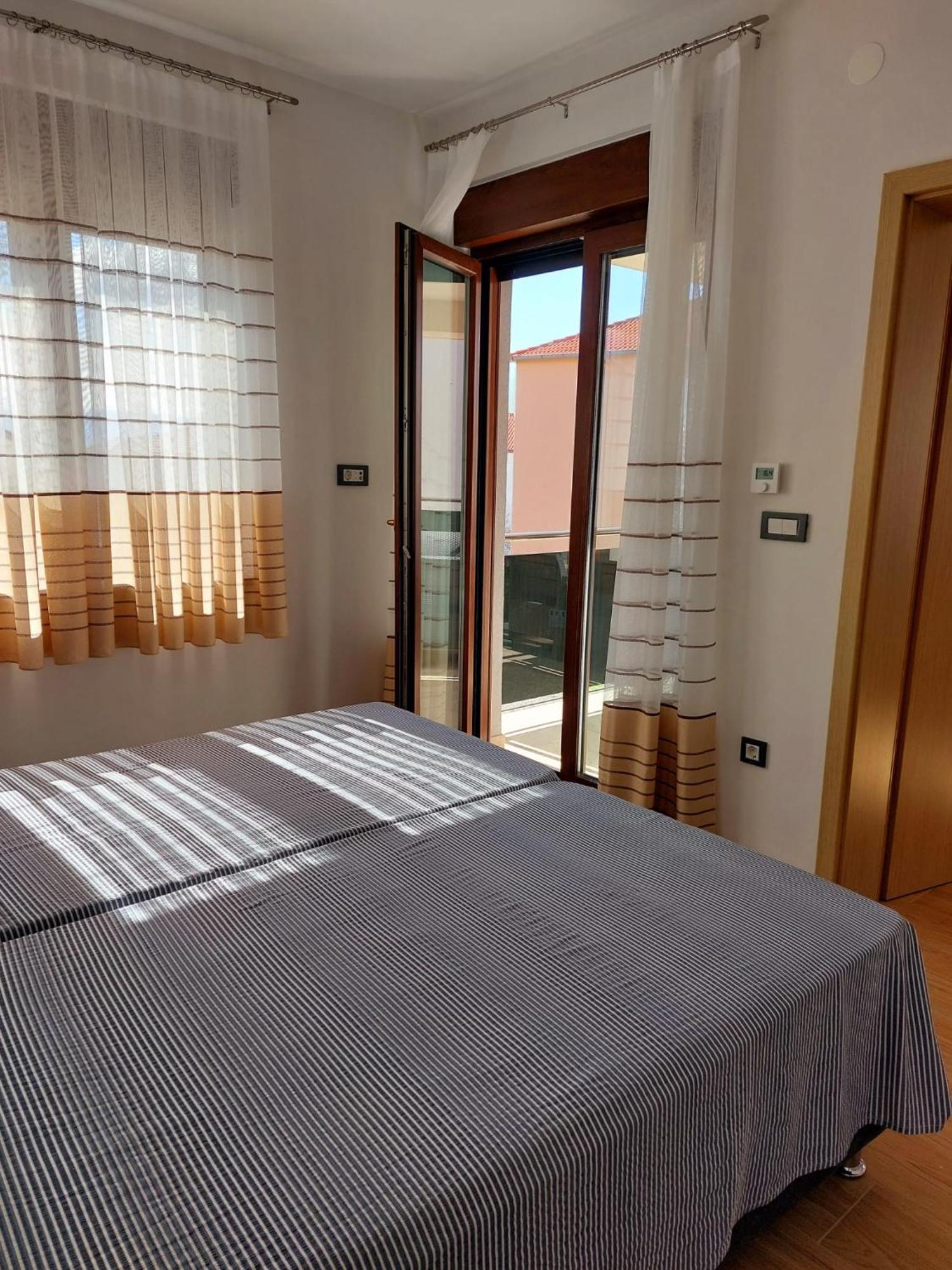 Apartmani Ivana Novi 诺维·维诺多尔斯基 外观 照片