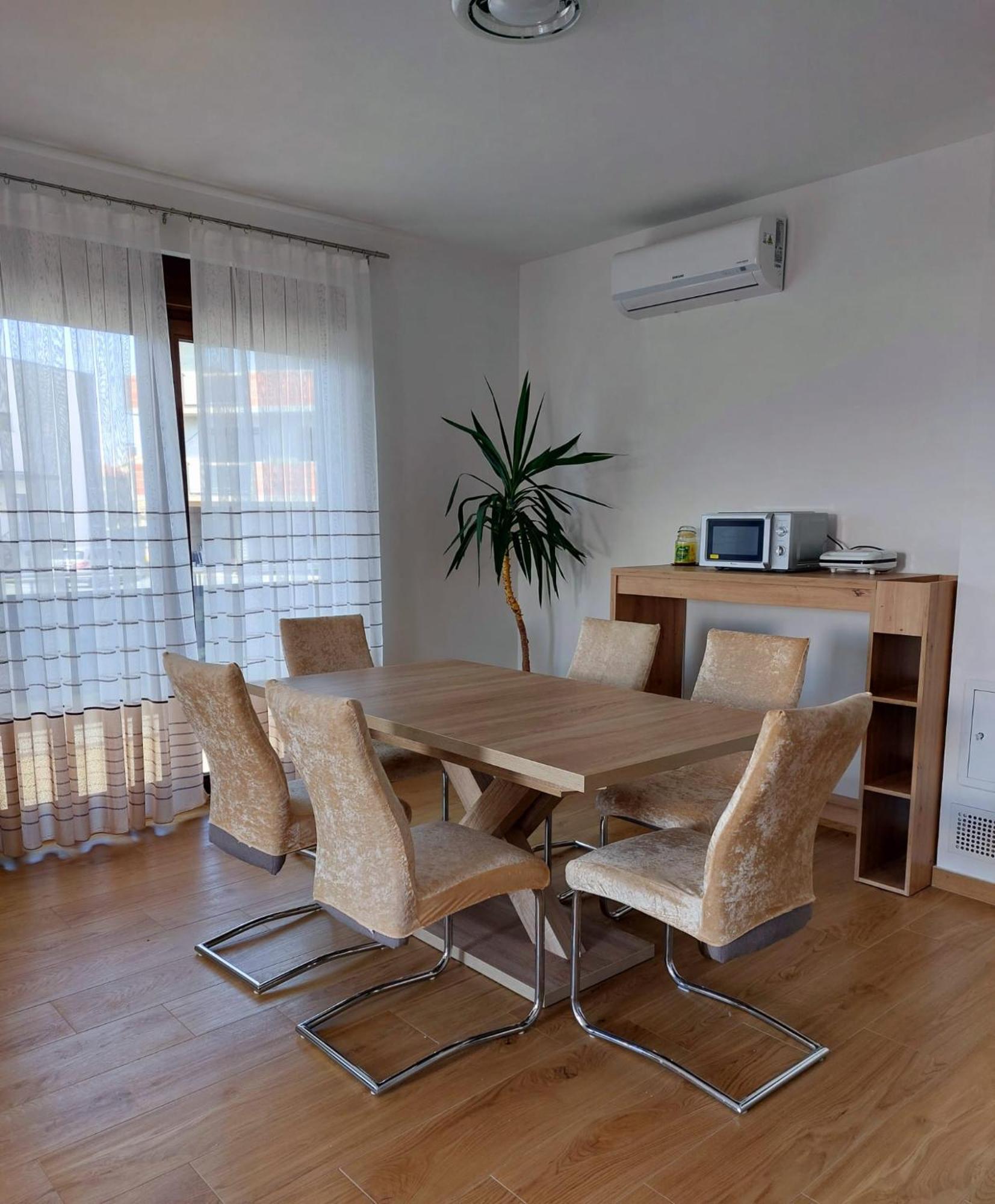 Apartmani Ivana Novi 诺维·维诺多尔斯基 外观 照片