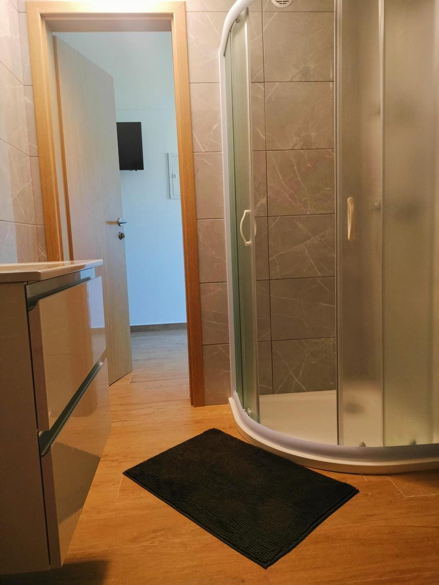 Apartmani Ivana Novi 诺维·维诺多尔斯基 外观 照片